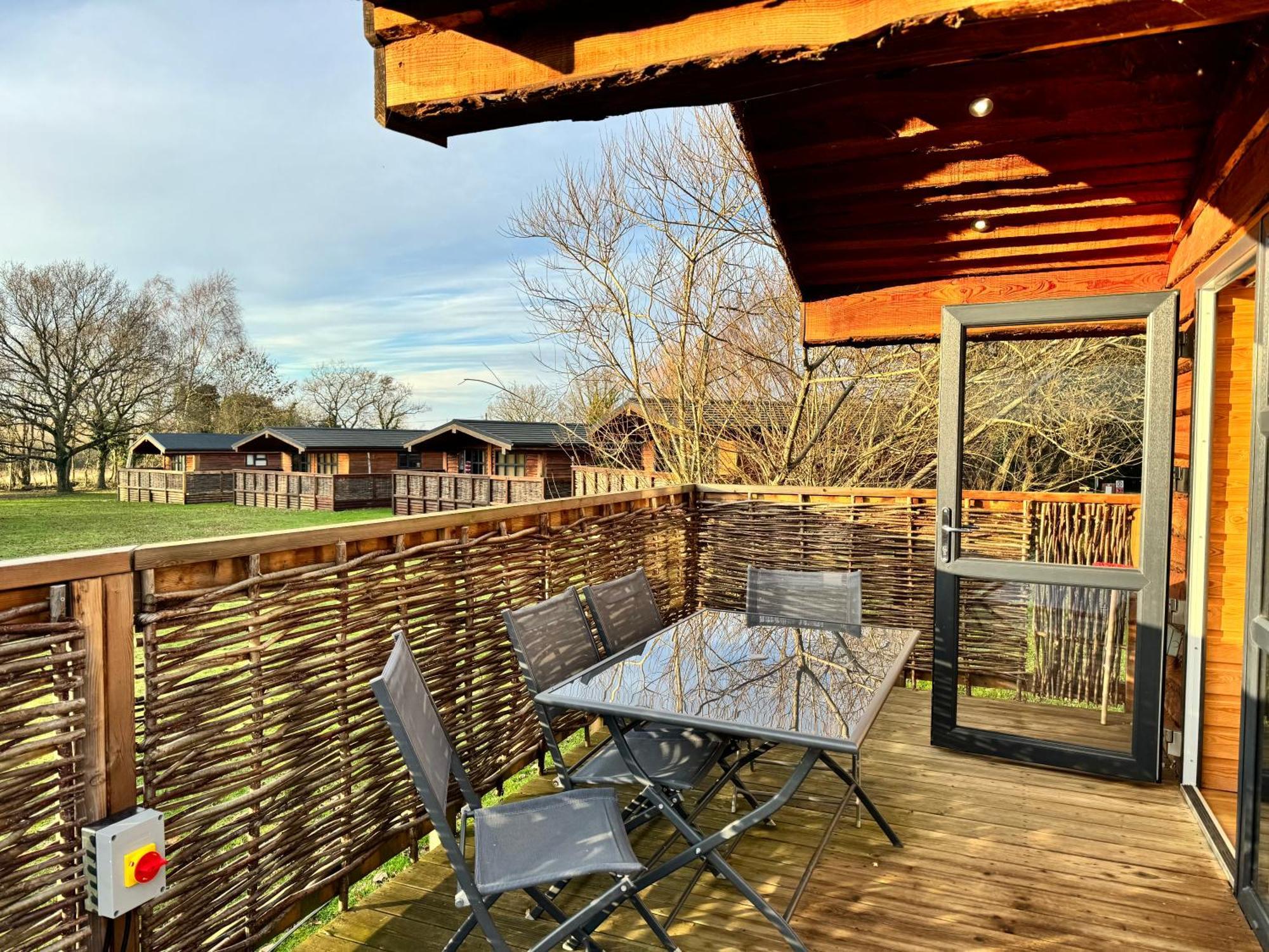 Woodlakes Park By Liv Retreats King's Lynn Exterior photo