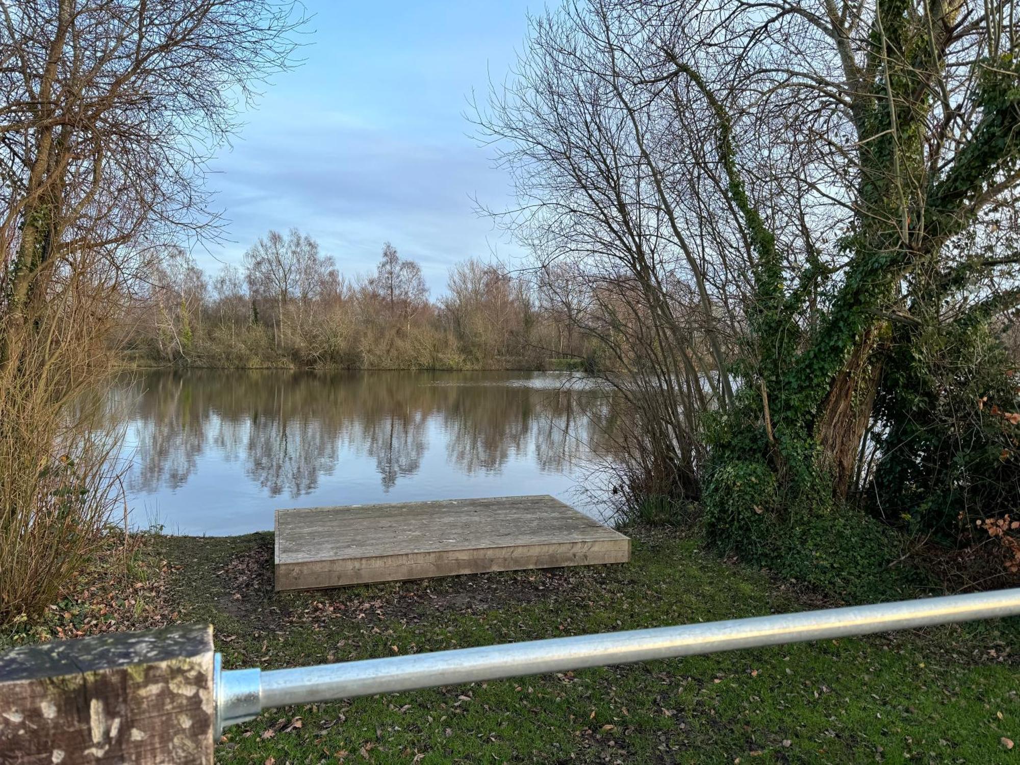 Woodlakes Park By Liv Retreats King's Lynn Exterior photo