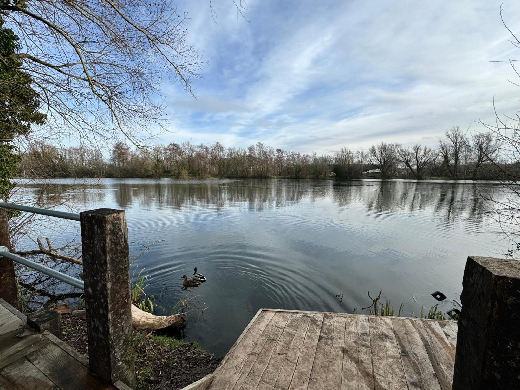 Woodlakes Park By Liv Retreats King's Lynn Exterior photo