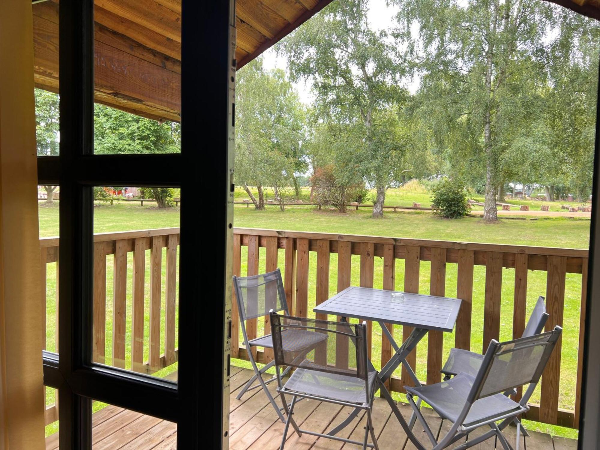 Woodlakes Park By Liv Retreats King's Lynn Exterior photo